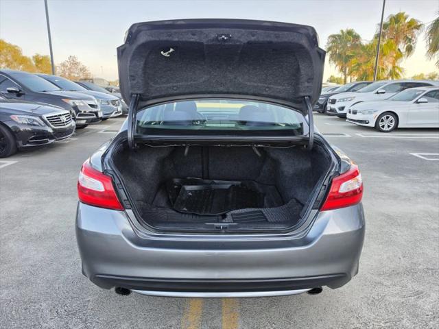 2016 Nissan Altima 2.5 SR