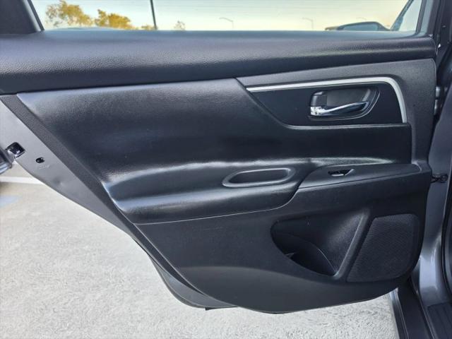 2016 Nissan Altima 2.5 SR