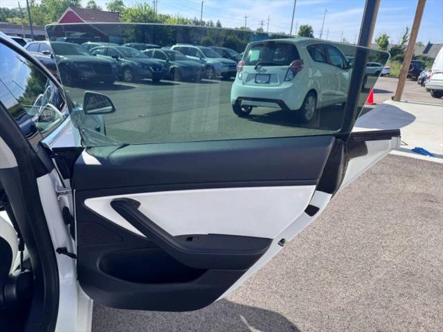 2020 Tesla Model 3 Long Range Dual Motor All-Wheel Drive