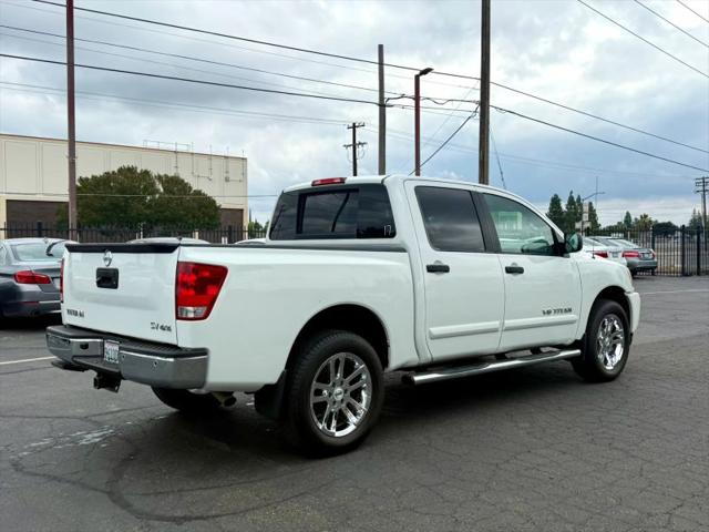 2014 Nissan Titan SV