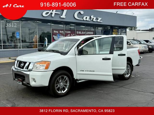 2014 Nissan Titan SV