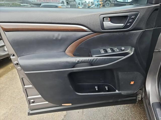 2014 Toyota Highlander Limited Platinum V6