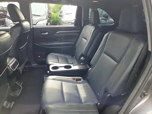 2014 Toyota Highlander Limited Platinum V6