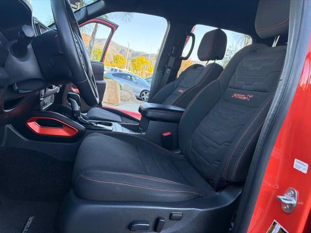 2025 Nissan Frontier Crew Cab PRO-X 4x2