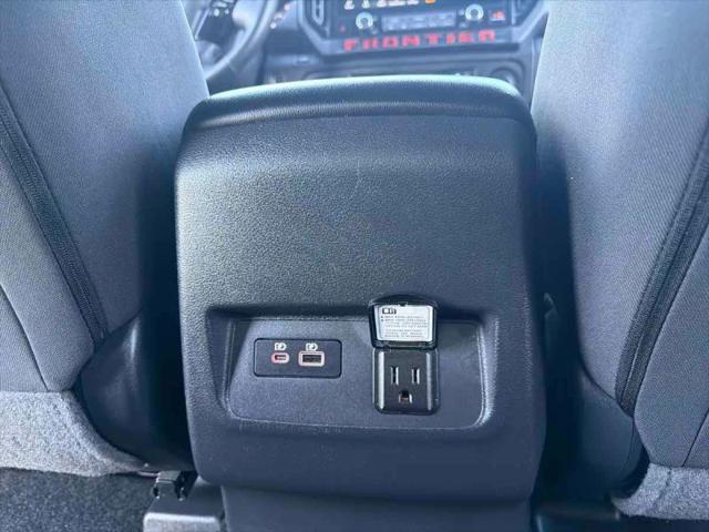 2025 Nissan Frontier Crew Cab PRO-X 4x2