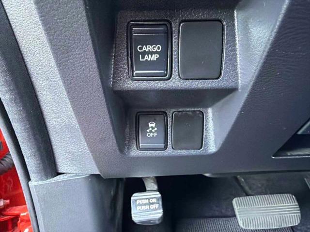 2025 Nissan Frontier Crew Cab PRO-X 4x2