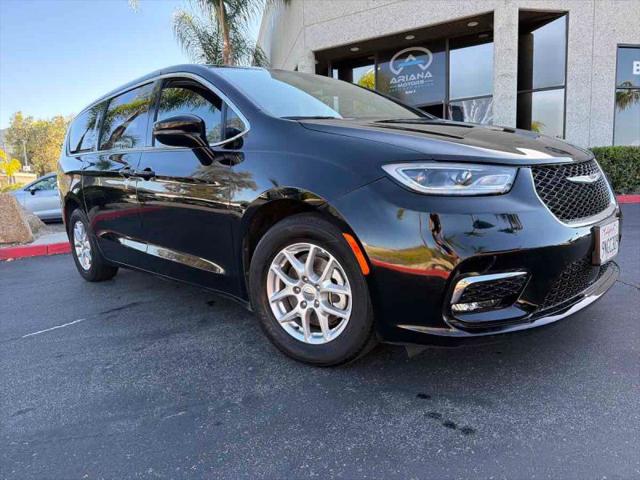2024 Chrysler Pacifica Touring