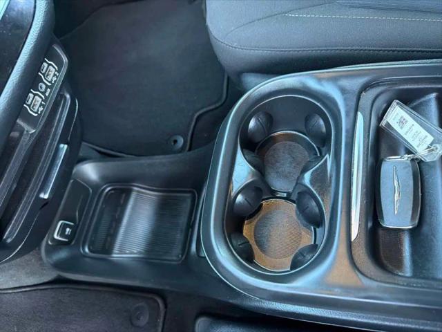 2024 Chrysler Pacifica Touring