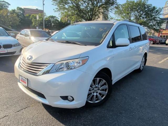 2017 Toyota Sienna XLE Premium 7 Passenger for sale in Worcester, MA