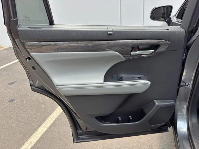 2024 Toyota Highlander Limited