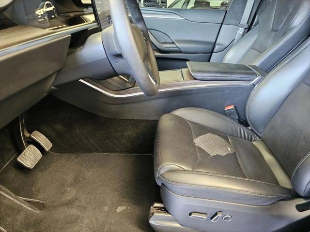 2023 Tesla Model X Standard Range