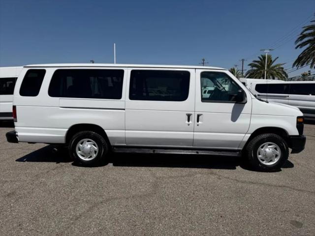 2009 Ford E-350 Super Duty XL