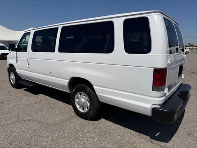 2009 Ford E-350 Super Duty XL