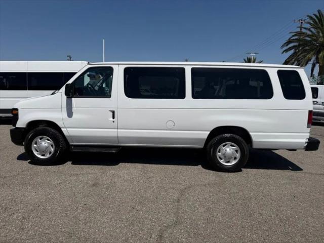 2009 Ford E-350 Super Duty XL