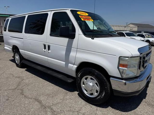 2011 Ford E-350 Super Duty XLT
