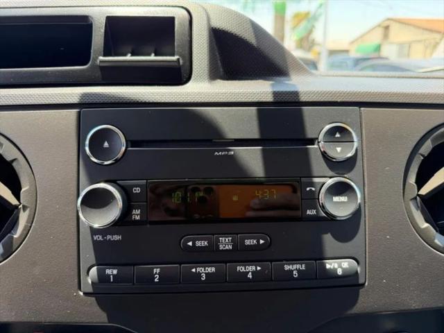 2011 Ford E-350 Super Duty XLT