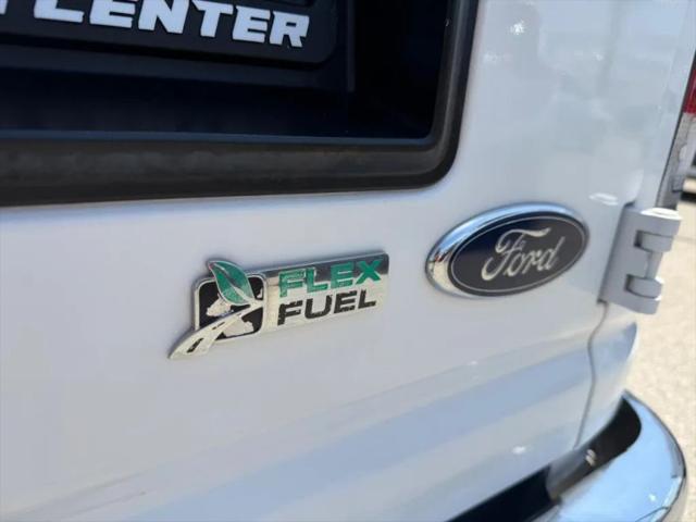 2011 Ford E-350 Super Duty XLT