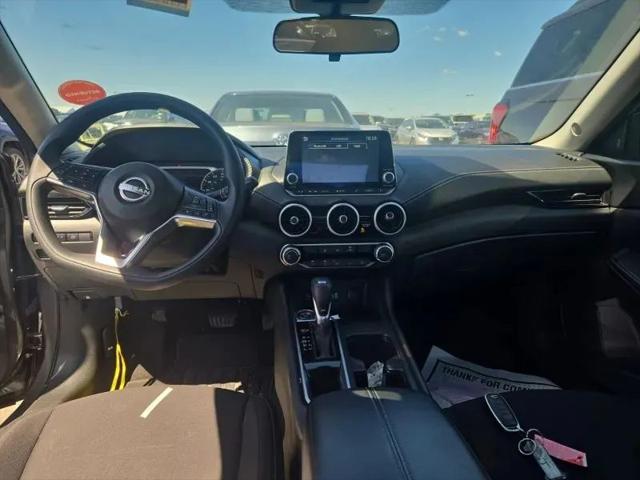 2024 Nissan Sentra SV Xtronic CVT