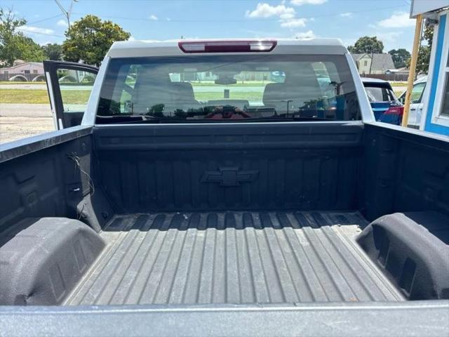 2023 Chevrolet Silverado 1500 2WD Crew Cab Short Bed WT