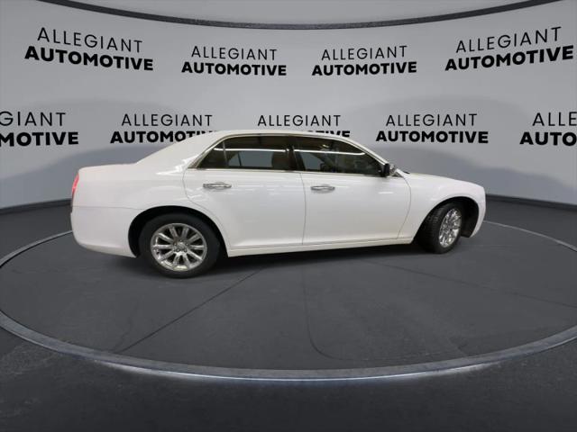 2011 Chrysler 300 300C