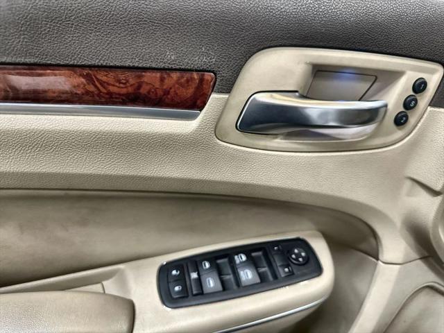 2011 Chrysler 300 300C