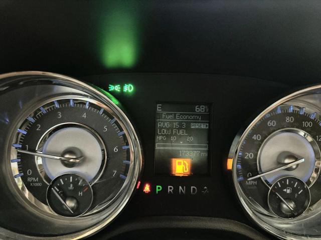 2011 Chrysler 300 300C