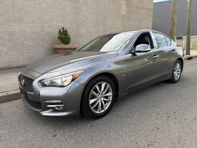 2015 INFINITI Q50 Premium