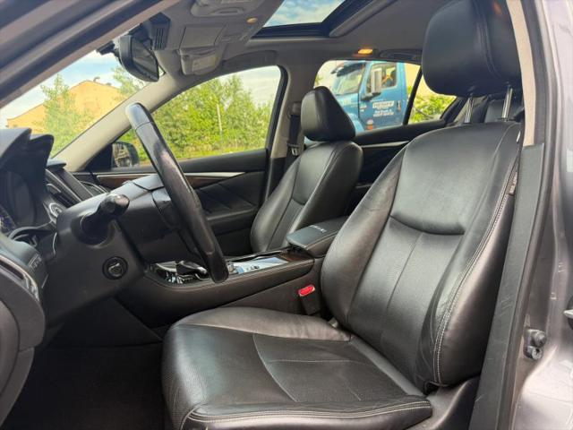 2015 INFINITI Q50 Premium
