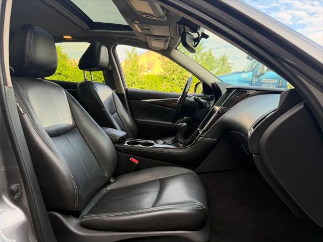 2015 INFINITI Q50 Premium