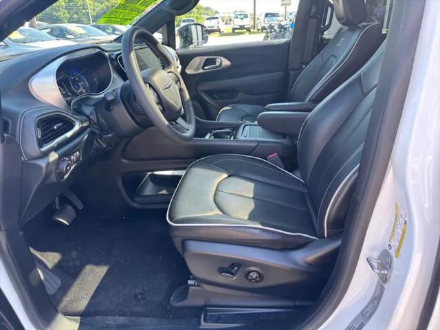 2025 Chrysler Pacifica Limited