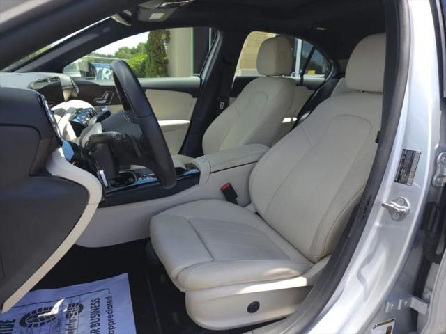 2020 Mercedes-Benz A 220 A 220