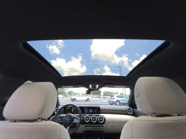 2020 Mercedes-Benz A 220 A 220