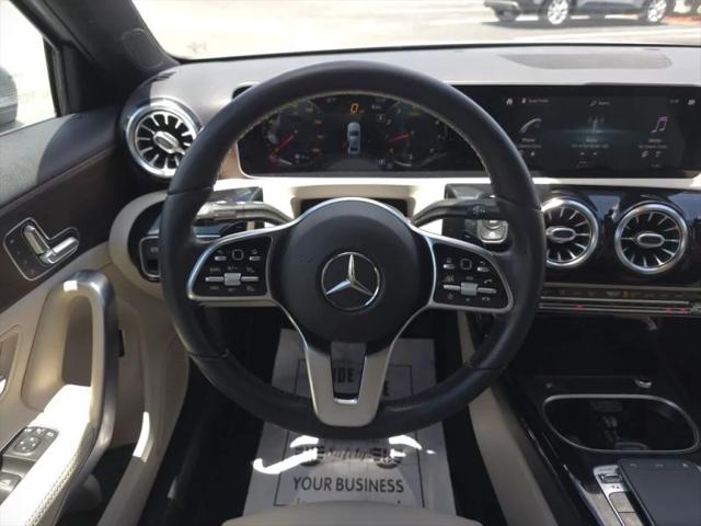 2020 Mercedes-Benz A 220 A 220
