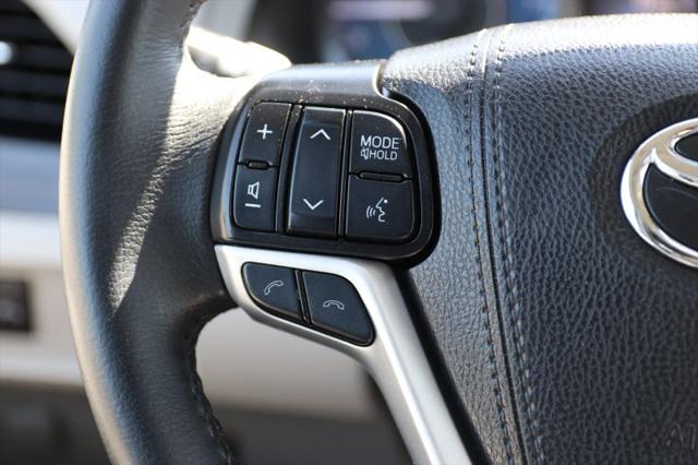 2020 Toyota Sienna XLE