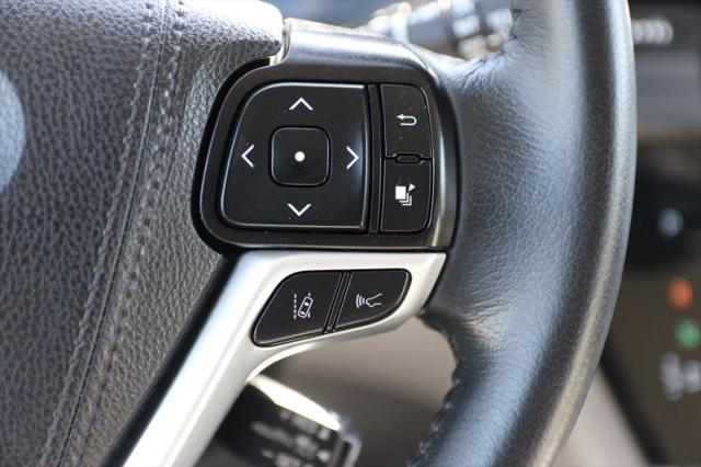 2020 Toyota Sienna XLE