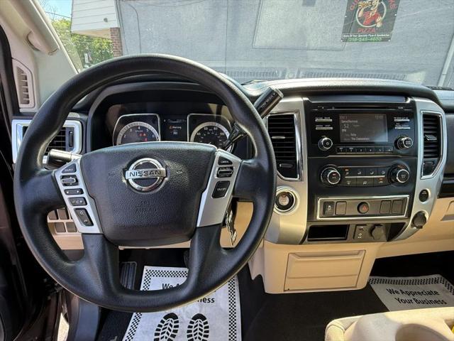 2018 Nissan Titan SV