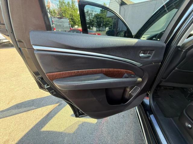 2017 Acura MDX w/Technology Package