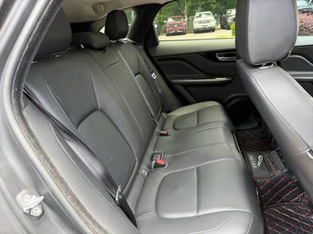2019 Jaguar F-PACE 25t Premium
