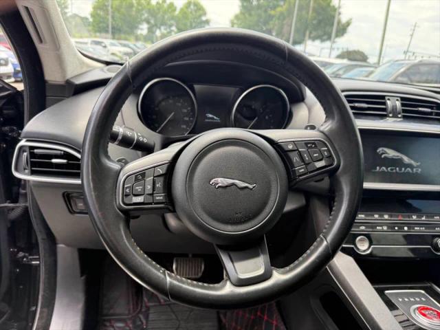 2019 Jaguar F-PACE 25t Premium