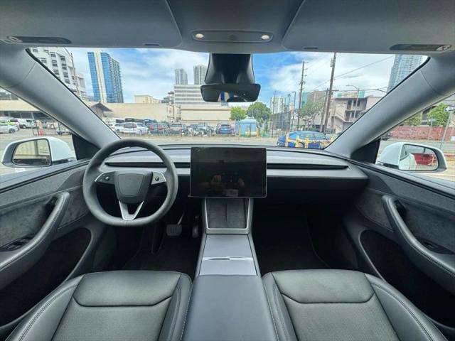 2026 Tesla Model Y Premium Rear-Wheel Drive