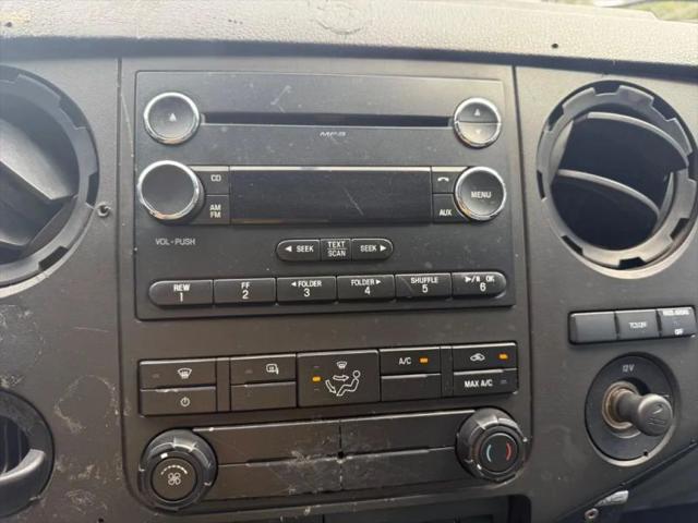 2016 Ford F-450 Base