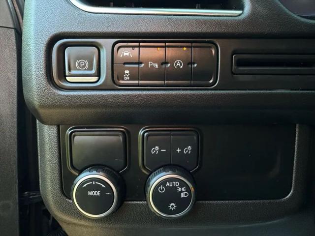 2023 Chevrolet Suburban 2WD Premier