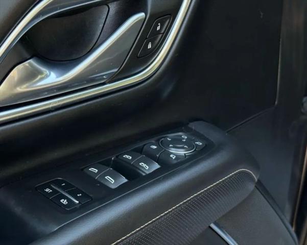 2023 Chevrolet Suburban 2WD Premier