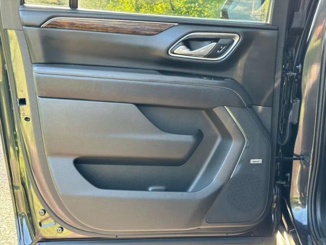 2023 Chevrolet Suburban 2WD Premier