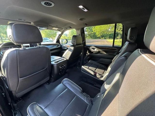 2023 Chevrolet Suburban 2WD Premier