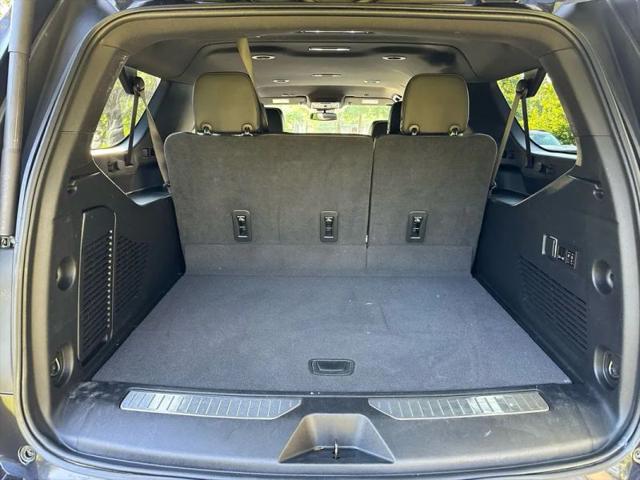 2023 Chevrolet Suburban 2WD Premier