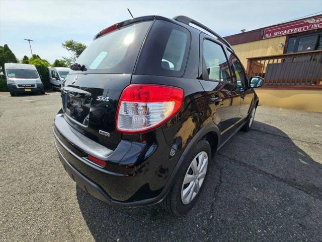 2010 Suzuki SX4 Base