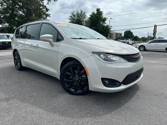 2020 Chrysler Pacifica Touring L for sale in Tampa, FL