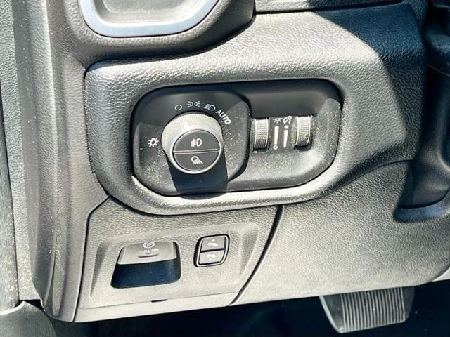 2019 Ram 1500 Big Horn/Lone Star Quad Cab 4x4 6'4" Box