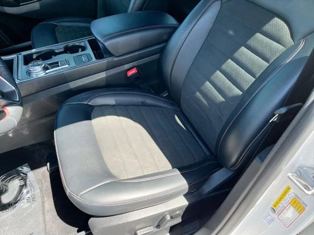 2024 Ford Edge ST-Line